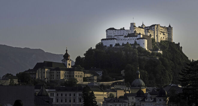 Es wird Abend im UKH