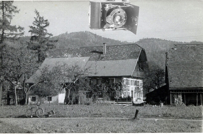 in Elternhaus.