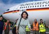 Notlandung in Abu Dhabi: Baerbock-Jet musste 80 Tonnen Kerosin ablassen