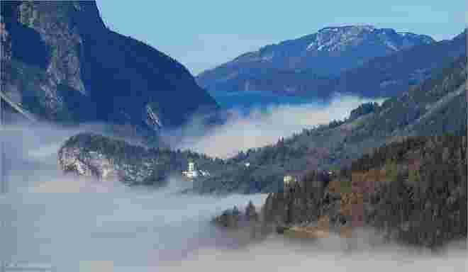 Vom Nebel umzingelt