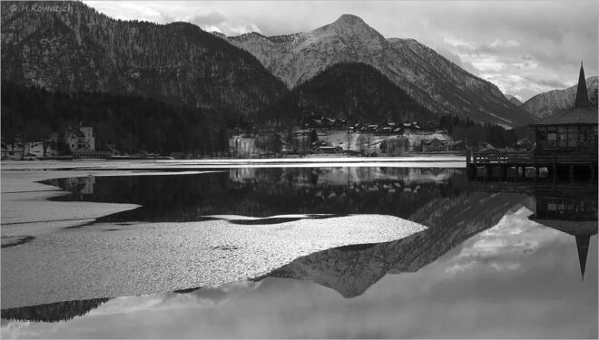 Eisschollen im Sonnenlicht