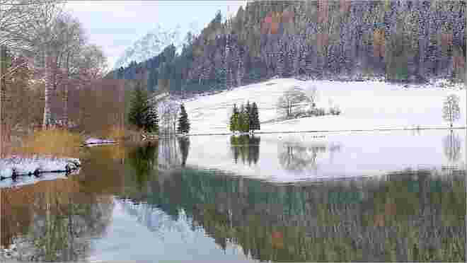 Spiegelung nach Wintereinbruch