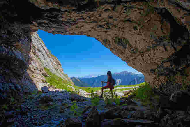 In einer Höhle am Fuße des Faulkogels
