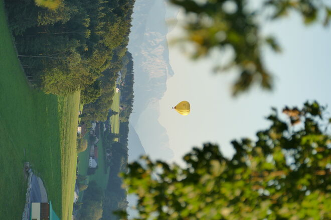 Mit einer Ballonfahrt in den Abend hinein
