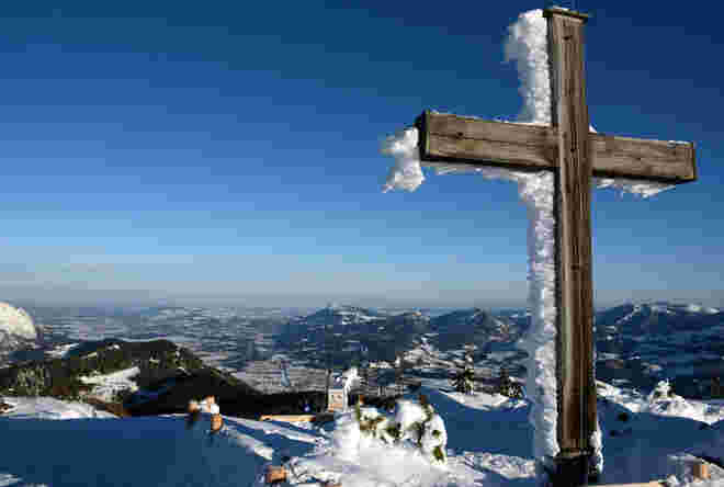 Blick nordwärts ins Salzburgerbecken mit Gaisberg