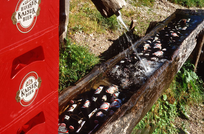 Und dann gibt es kühles Bier.