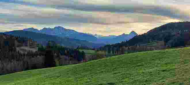 Blick ins Gebirge