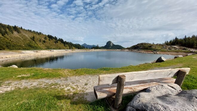 Nimm Platz auf dem Bankerl 