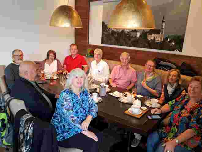 SN "Schöne Heimat" - Bloggertreffen heute vormittag im Cafe`Rösslhuber in Bergheim ( 2)