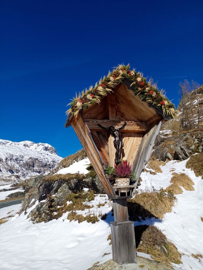 (Erntedank)Marterl in den Bergen 