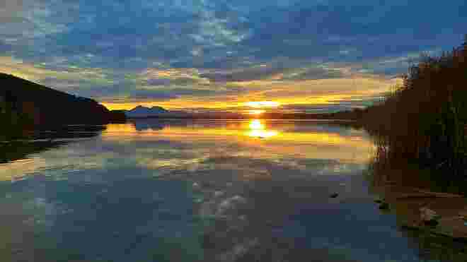 Sonnenuntergang am Wallersee