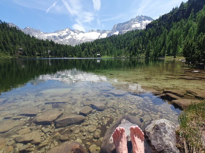 Abkühlung am Bergsee