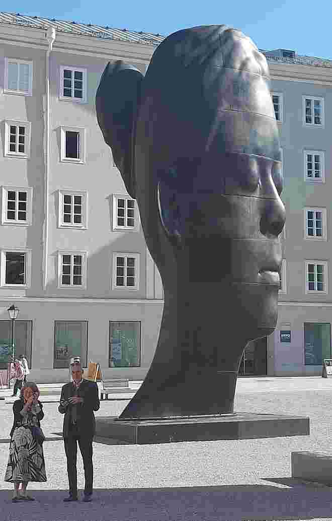 In sich versunken