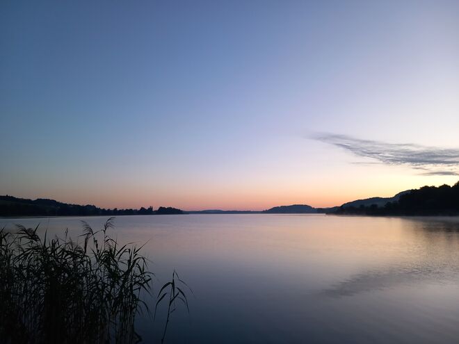 SUP Fahrt in den Sonnenaufgang