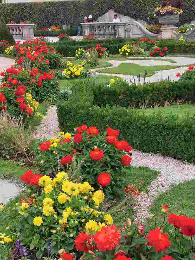 Noch ist Sommer im Park von Mirabell