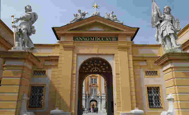 Portal der Benediktinerabtei Stift Melk