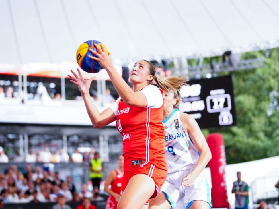 Slovenska ženska 3x3 reprezentanca druga v Bordeauxu