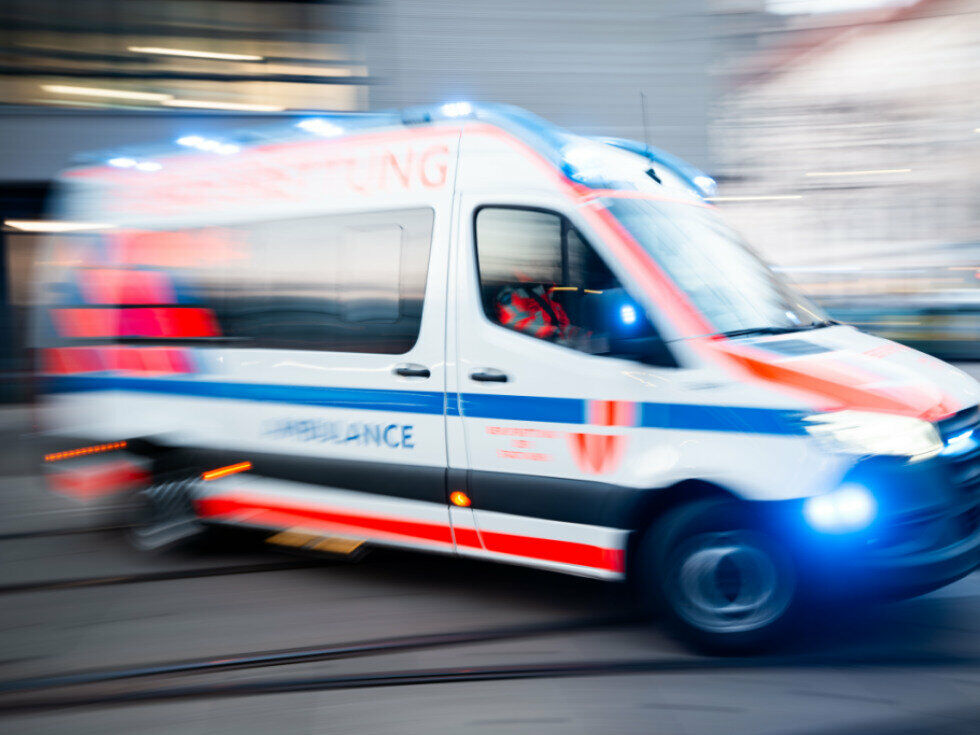 V Zamsu v Tirolski avto povozil devetletnega dečka na prehodu za pešce