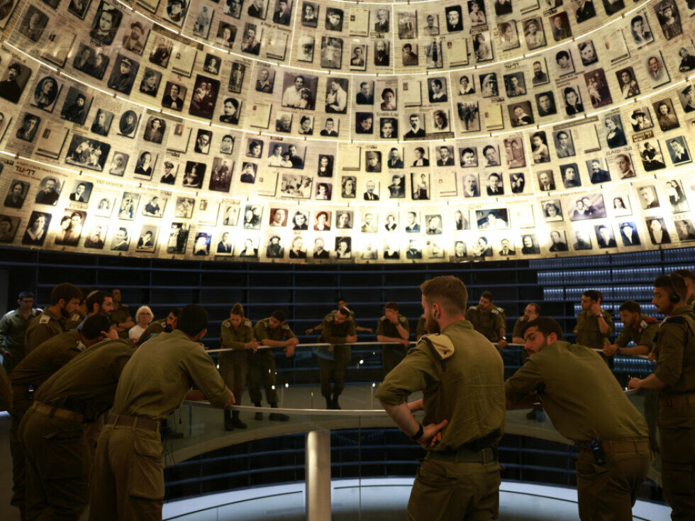 Yad Vashem identifiziert fünf Millionen Holocaust-Opfer