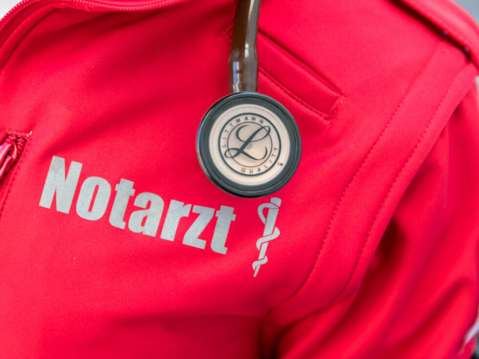 85-jähriger Autolenker bei Unfall mit Zug in Wildon getötet