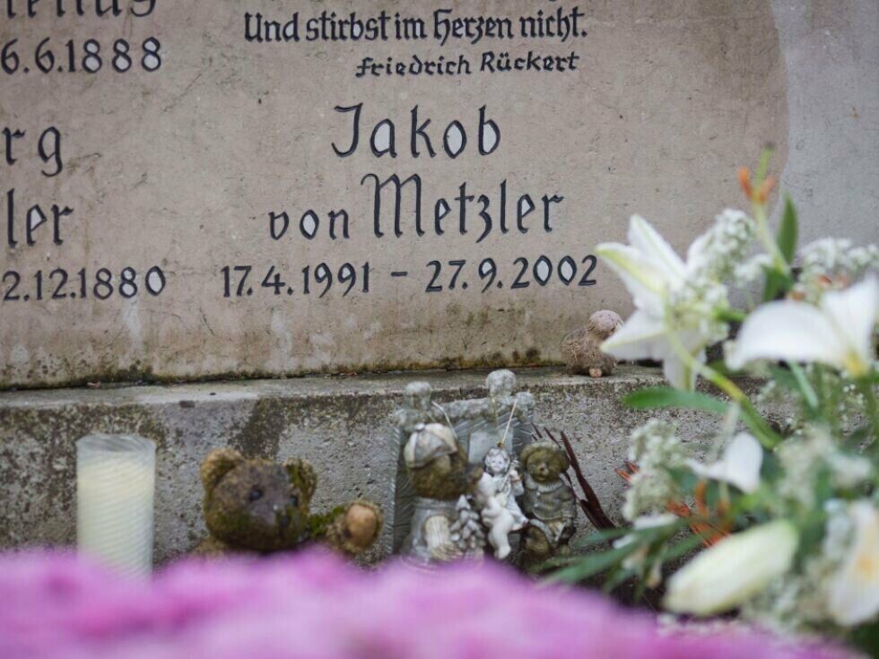 Deutscher Kindsmörder bleibt 23 Jahre nach der Tat in Haft