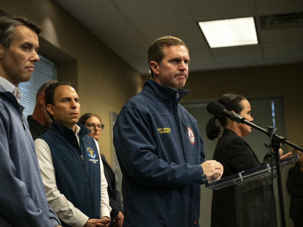 Opferzahl bei Frachtflugzeug-Absturz in USA steigt auf elf