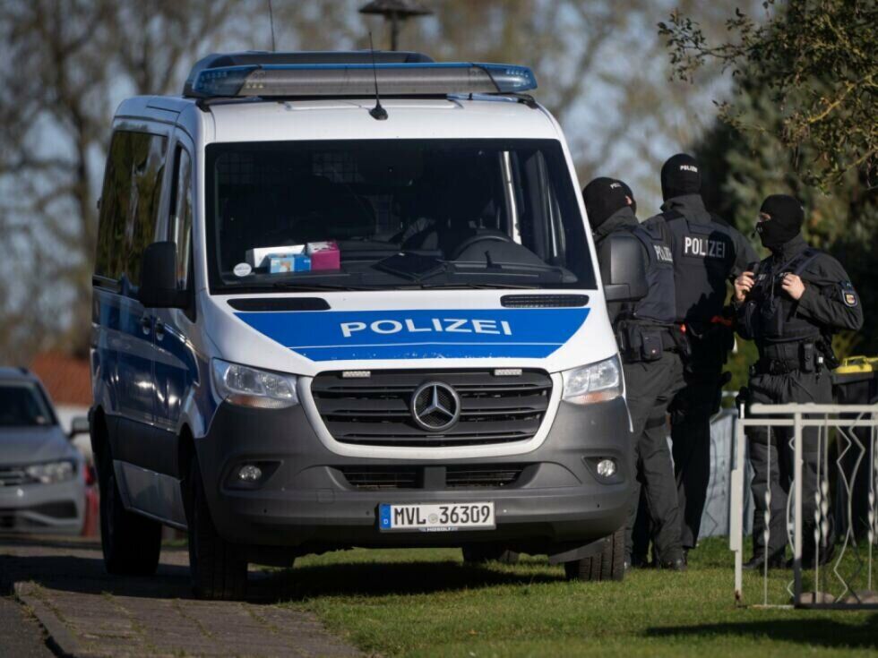 Deutscher Bub aus Güstrow getötet - Frau unter Mordverdacht in Haft