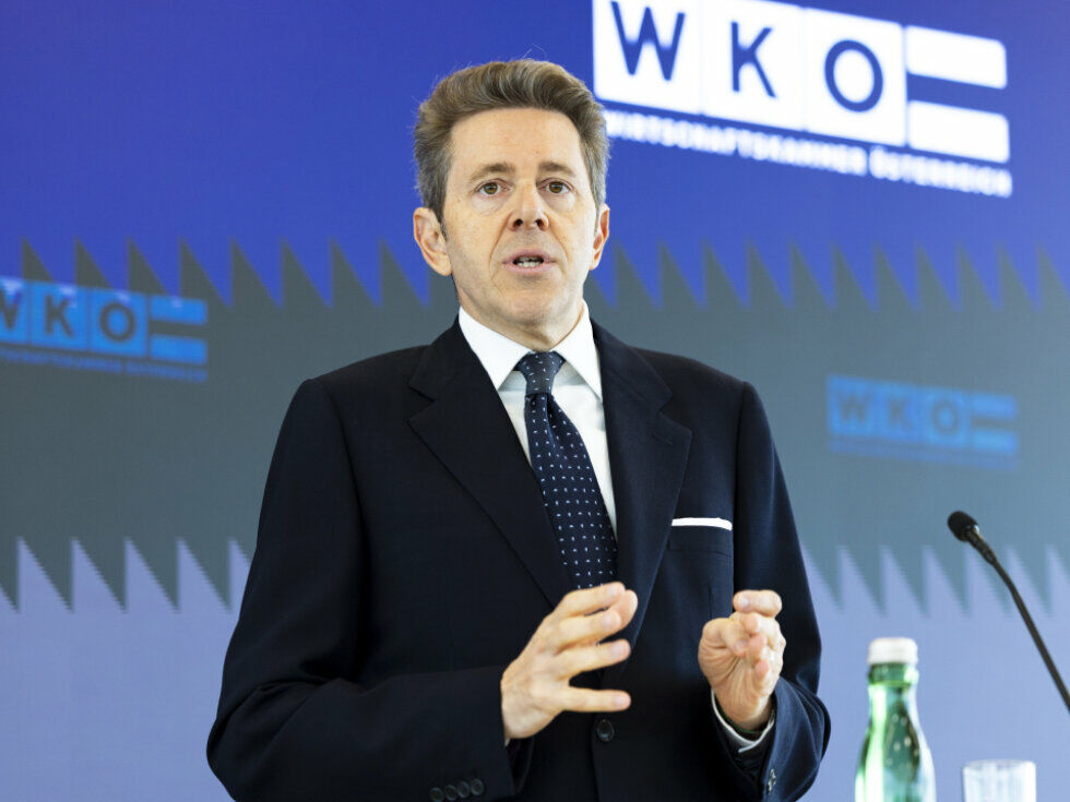 Druck auf Wirtschaftskammer-Präsident Mahrer steigt