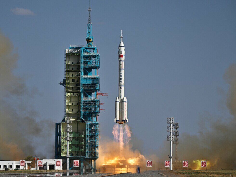 Chinas gestrandete Astronauten sollen aus All zurückkehren