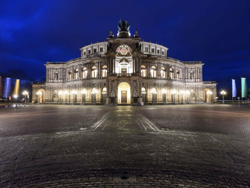 Fünf Chorsänger bei Unfall in Semperoper verletzt