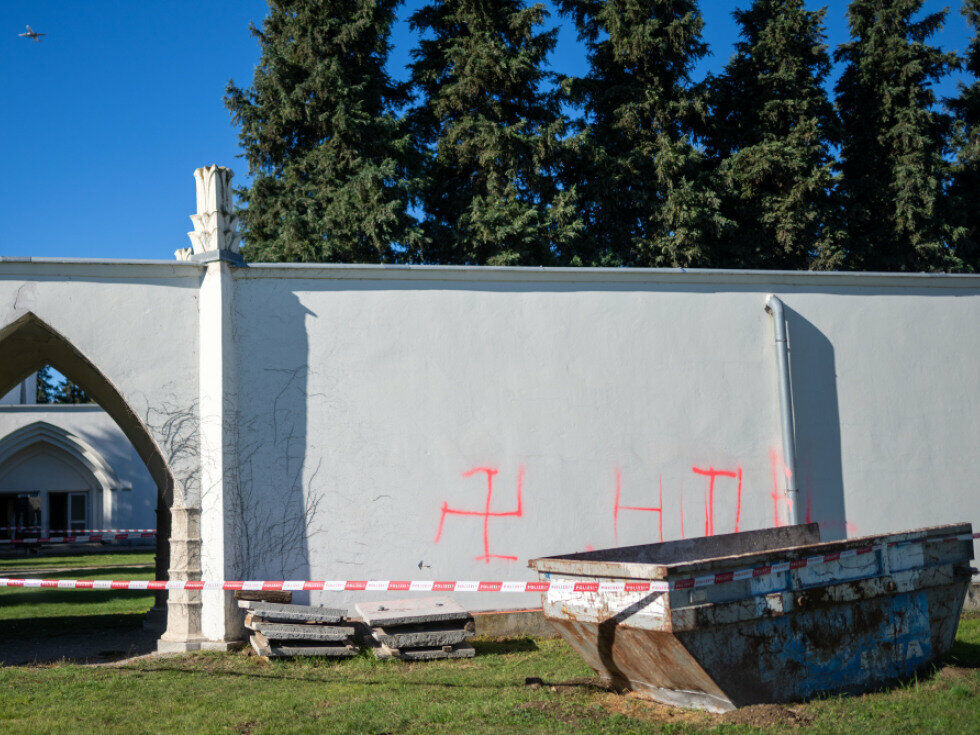 Prozess zu Anschlag am Wiener Zentralfriedhof im Dezember