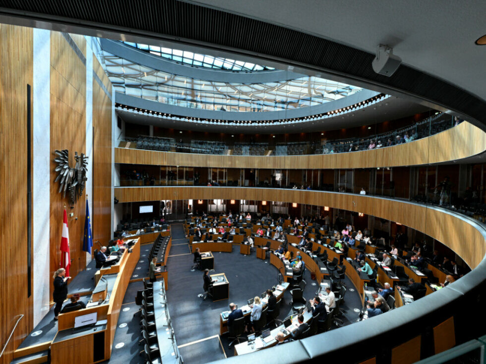 Državni svet soglasno za novelo o velikih postopkih, ki bo pospešila postopke od leta 2026