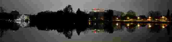 Der Weiher bei Nacht 