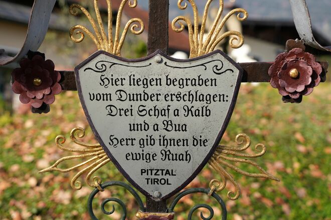 Ja die Tiroler sind Lustig die Tiroler sind froh..