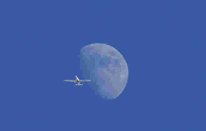 Flug zum Mond !