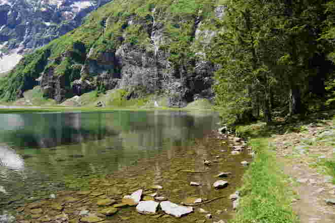 Dem Ufer entlang - sehr erholsam und entspannend