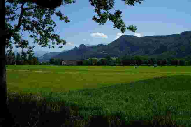 Golfplatz Rif mit Blick auf die Barmsteine