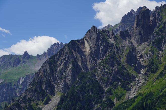 Blick in die Bergwelt am Arlberg