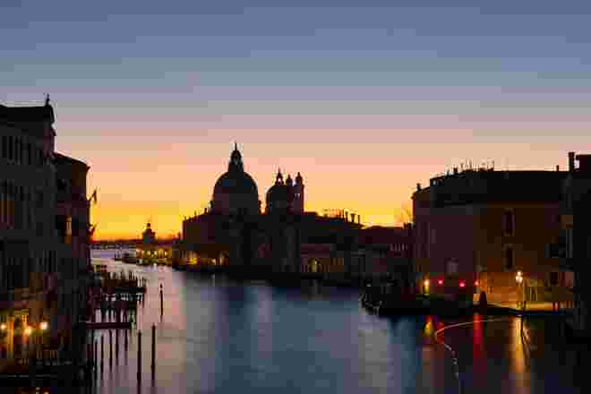 Von der Accademia Brücke Venedig