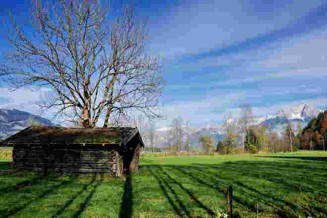 Interessantes Schattenspiel mit feiner Wolkenstimmung