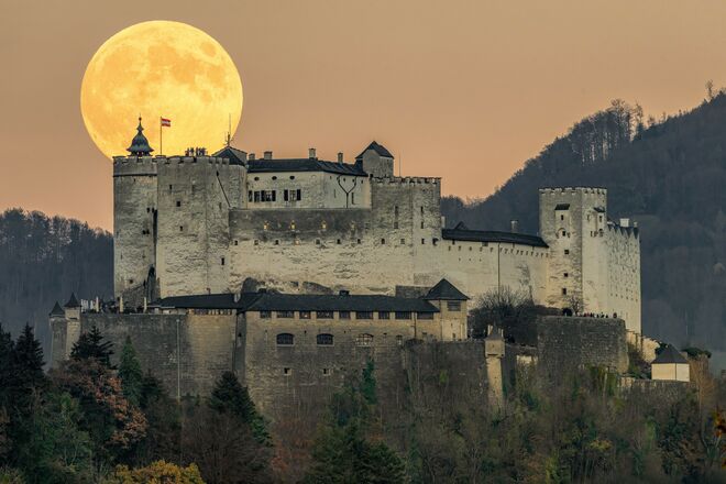 Mondaufgang in Salzburg