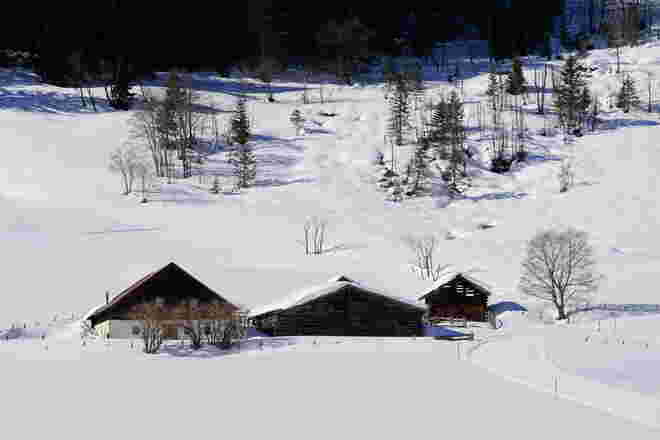 Hier stören höchstens ein paar Langläufer die winterliche Almruhe