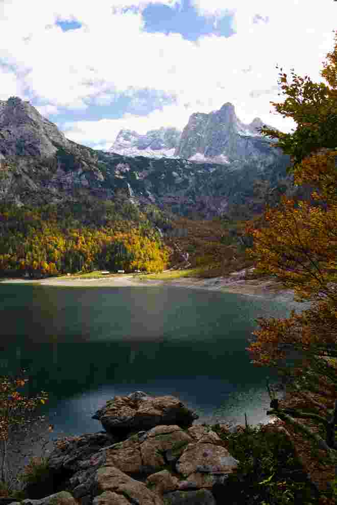 Licht und Schatten am hinteren Gosausee