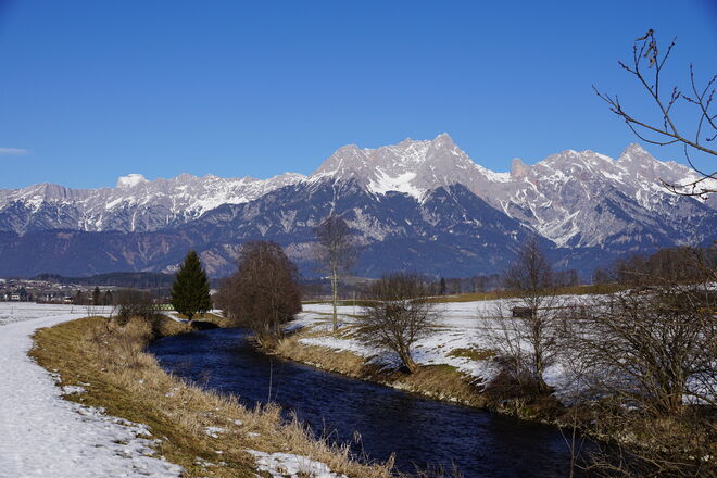 An der Saalach bei Maishofen - der Winter zieht sich immer mehr zurück
