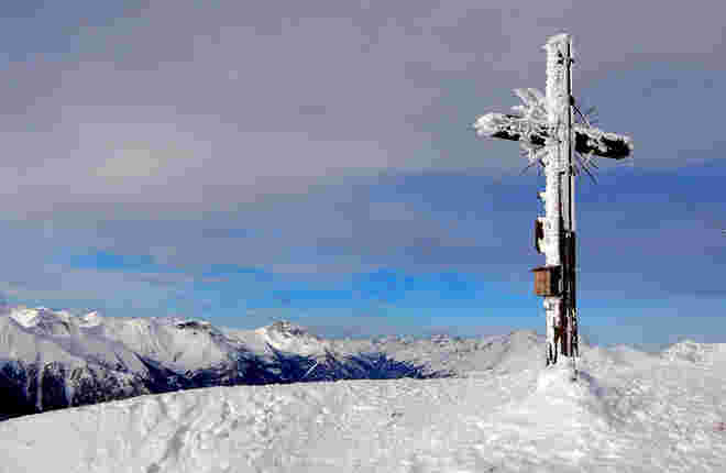 Gipfelblick zu den Zederhauser Bergen