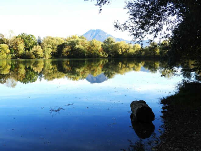 Salzachsee mit Gaisberg