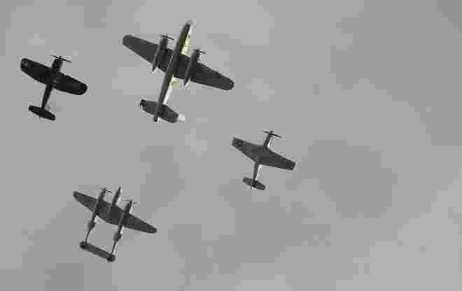 Flugshow auch über Itzling
