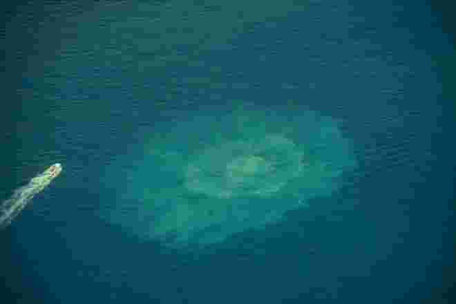 Rätselhafter Wirbel mitten im Meer