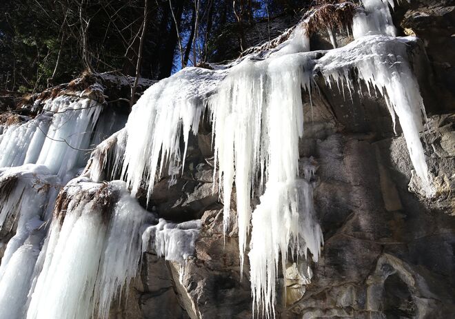 Große Eiszapfen