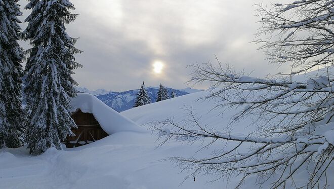 Idyllische unberührte Winterlandschaft